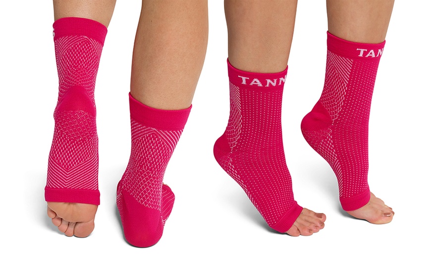 Image 3: Plantar Fasciitis Socks