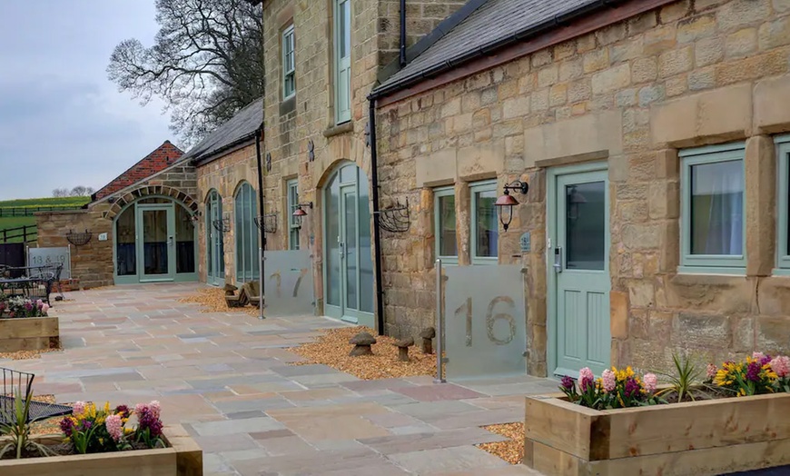 Image 11: West Yorkshire Escape: Luxurious Stay for 2 with Breakfast & Dinner