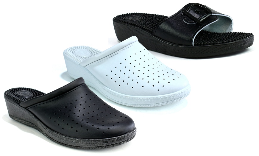 Image 1: Reflexology Massage Shoes