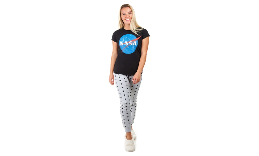 Image 23: Women's Logo Pyjama Set