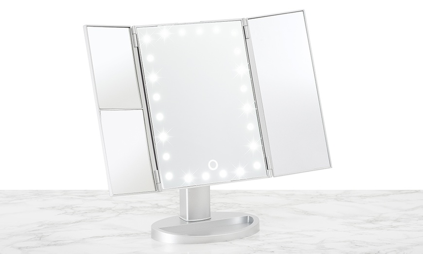 Image 2: Tri-Fold LED Makeup Mirror