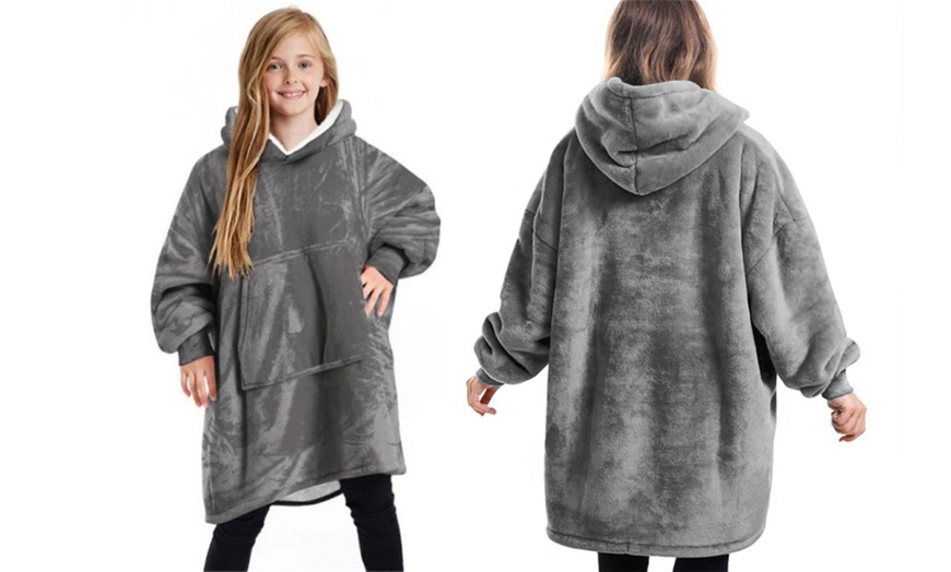 Image 3: Kids' Fleece Hoodie Blanket