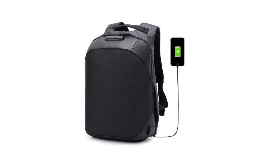 Image 6: Anti-Theft USB Port Backpack 