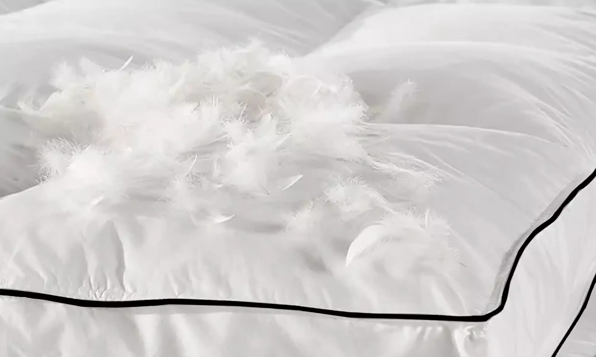 Matrastopper met vulling van natuurlijke eendenveren