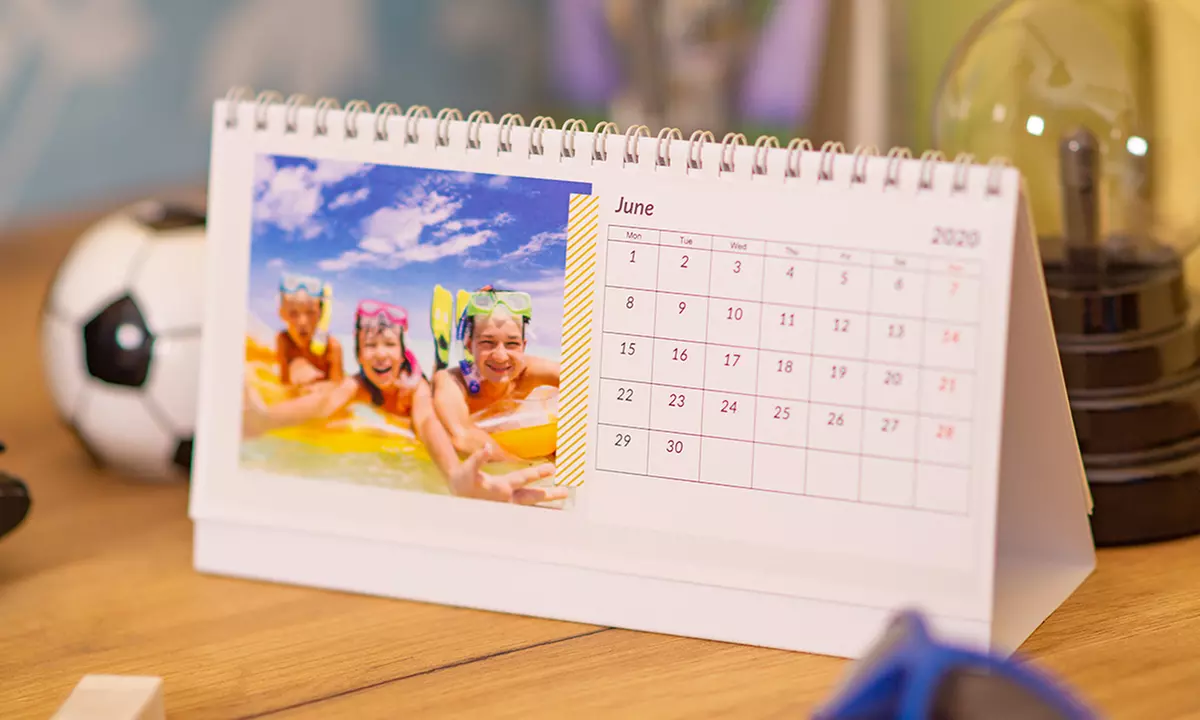 1, 2, 5 ou 10 calendriers de bureau dès 3,49 € avec Colorland (81% de réduction) - Second Medium
