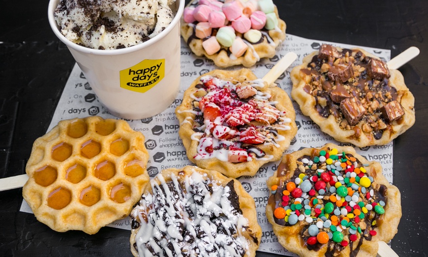 Image 2: Menú Waffle Pop para 2 o 4 personas en Happy Days Waffles