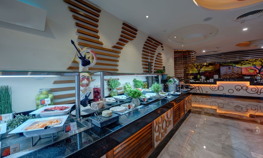 Image 5: 5* Breakfast Buffet at Red Diamond @ 5* Vintage Grand Hotel Dubai