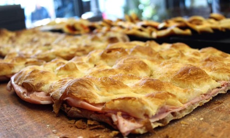 Catering dolce e salato, per 10 o 20 persone, da Mancini Il Forno (sconto fino 26%)