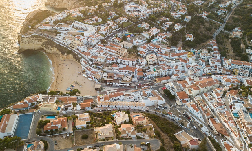 Image 2: ✈ Faro: 2, 3, 5 or 7 Nights with Breakfast and Return Flights