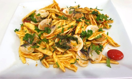 Menu typique italien en 2 ou 3 services pour 2 personnes dès 25,90 € au restaurant La Vita e Bella