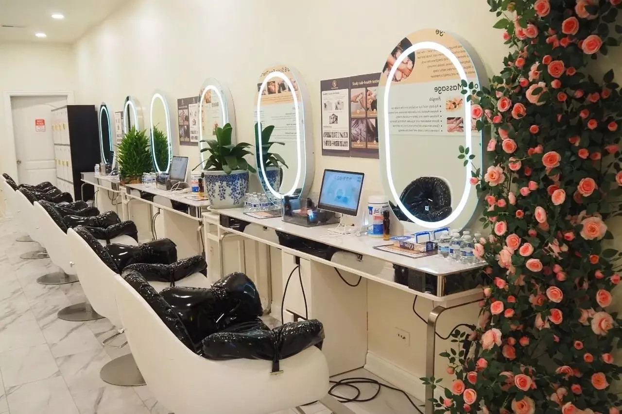 Scalp Massage & Hair Wash for One or Two People 