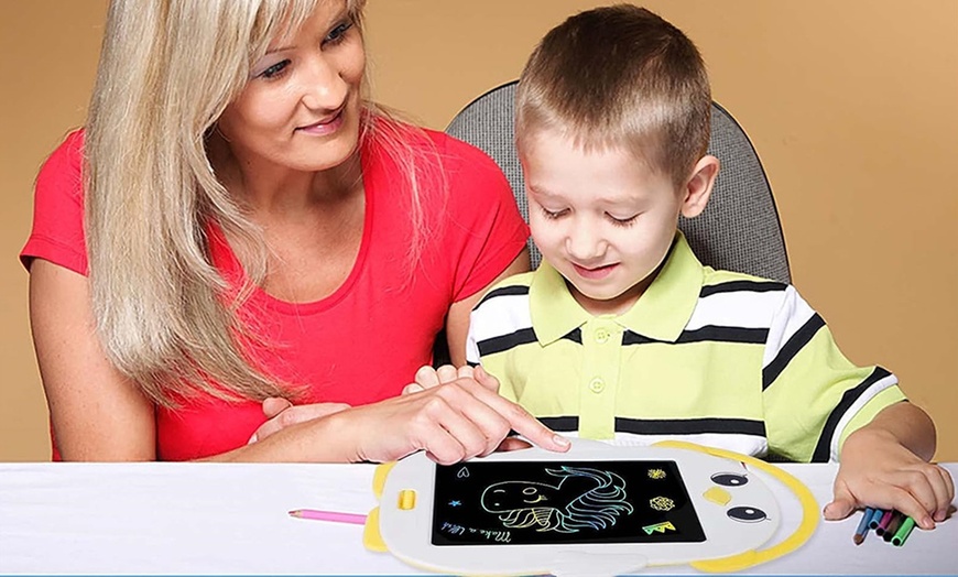 Image 2: LCD Writing Tablet for Kids