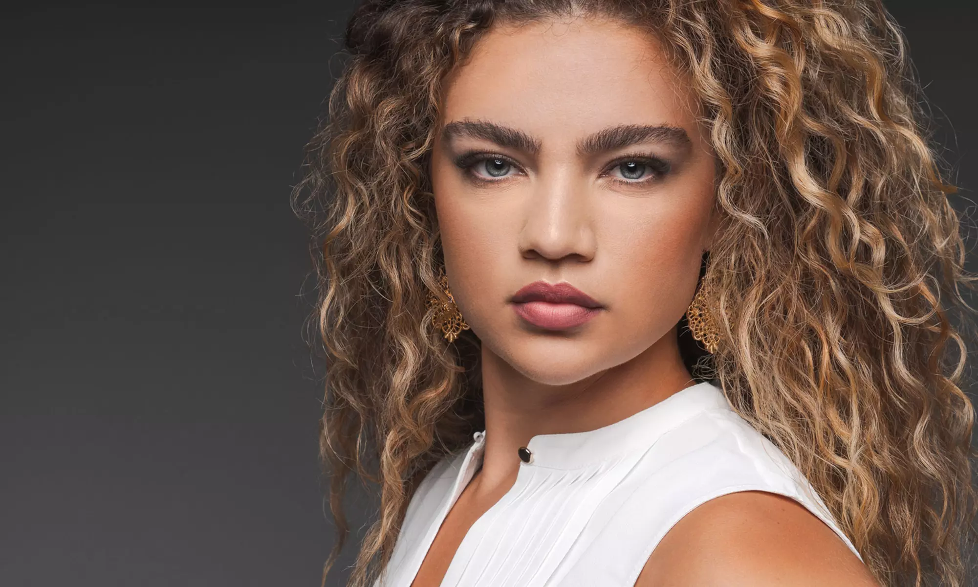 Up to 45% Off Eyelash Extensions at Deka Lash
