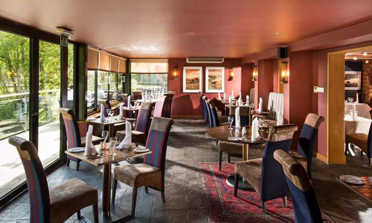 Savour Afternoon Tea with Optional Prosecco at The Lakeside Restaurant, Chevin Country Park Hotel—Up to 36%Off