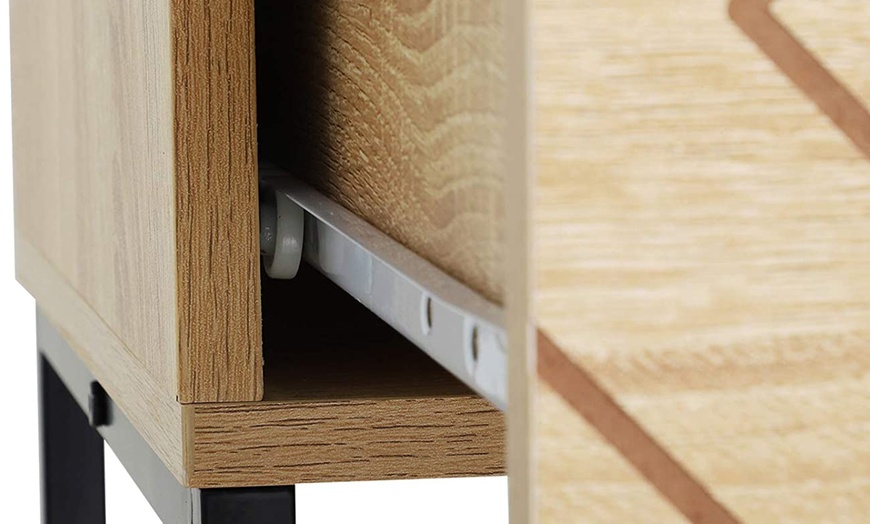 Image 8: Zig-Zag Drawer Cabinet