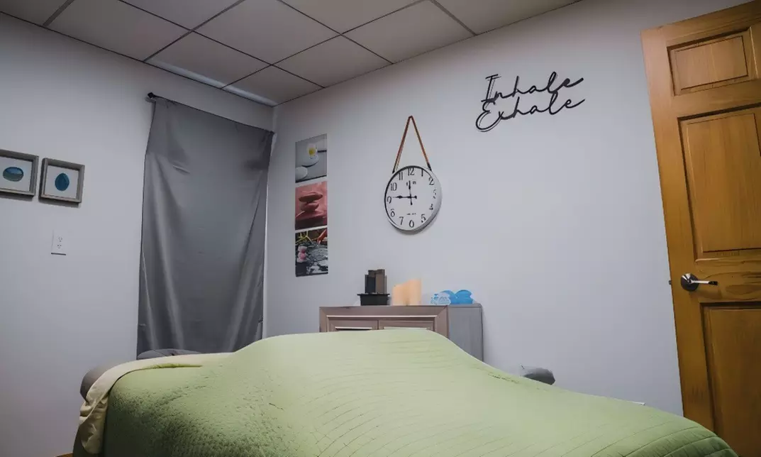 Relax & Unwind with 60-, 90-, or 120-Minute Deep Tissue Massage