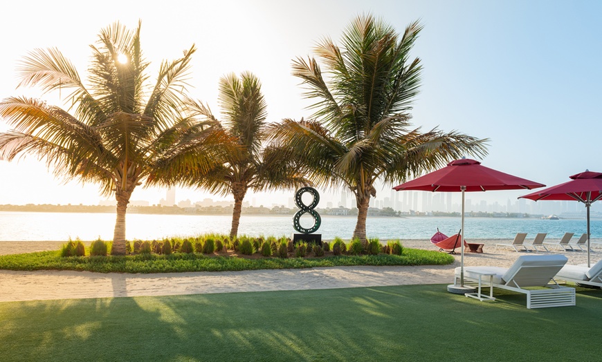 Image 1: Enjoy a Relaxing Beachfront Experience at Palm Jumeirah!