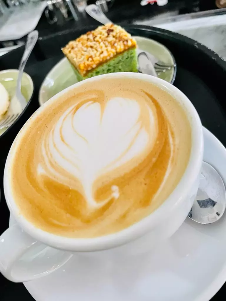 Napolitanische Pizza inkl. Dessert