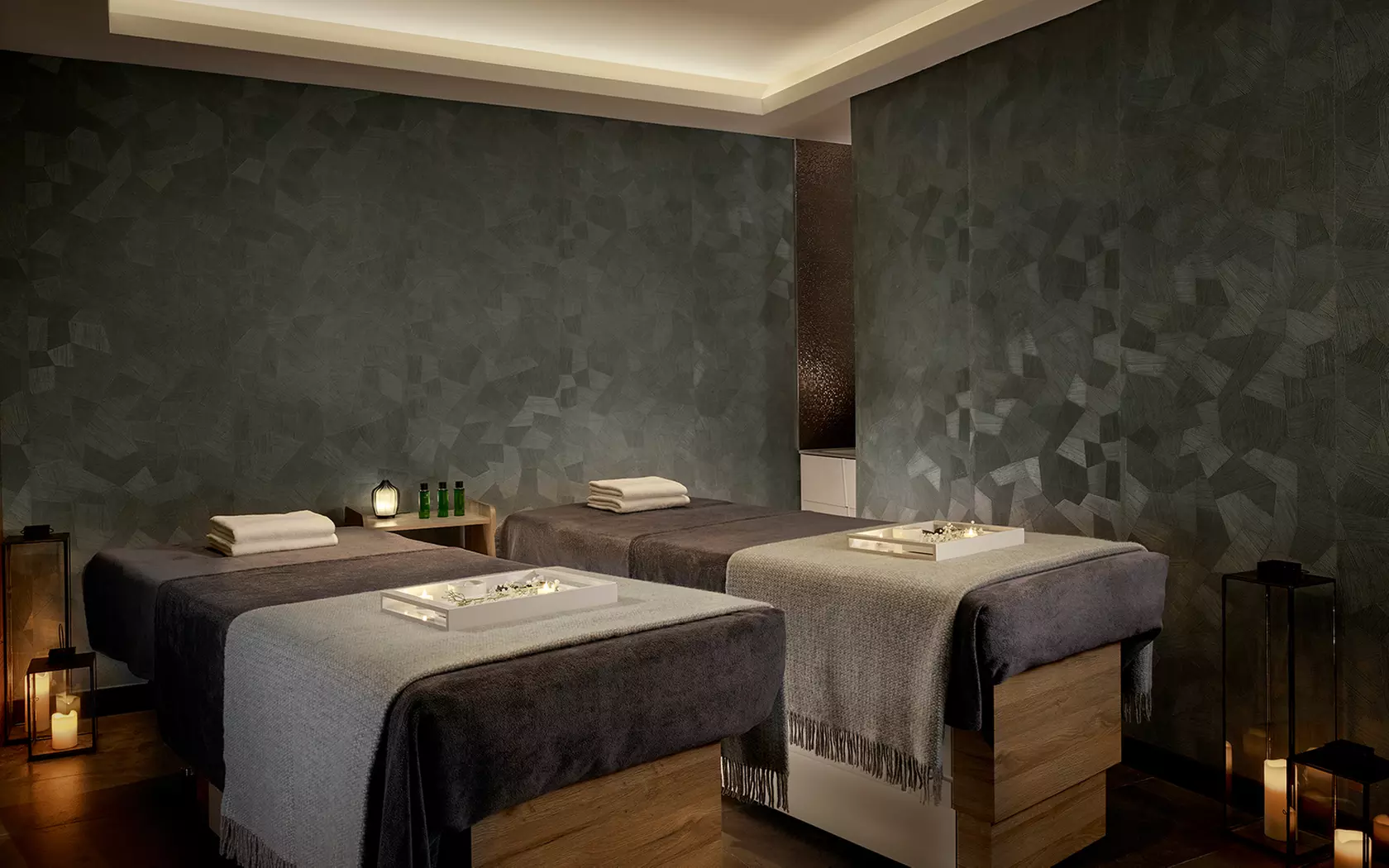 Indulge in Luxury: Montcalm East Spa Day with Fizz & Treatments