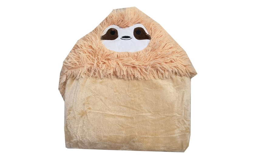 Image 4: Oversized Fluffy Sloth Hooded Blanket
