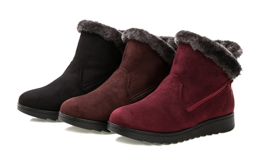 Image 1: Women's Warm Snow Boots