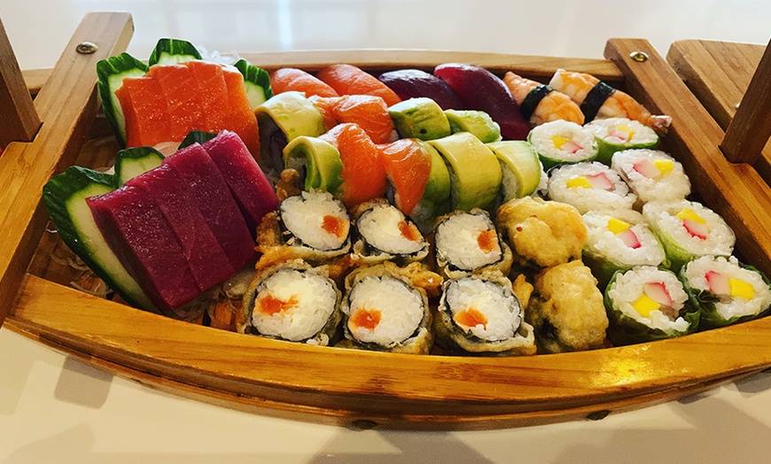 Image 2: Hasta 38% de dto. en Sushi en 44 Sushi Bar