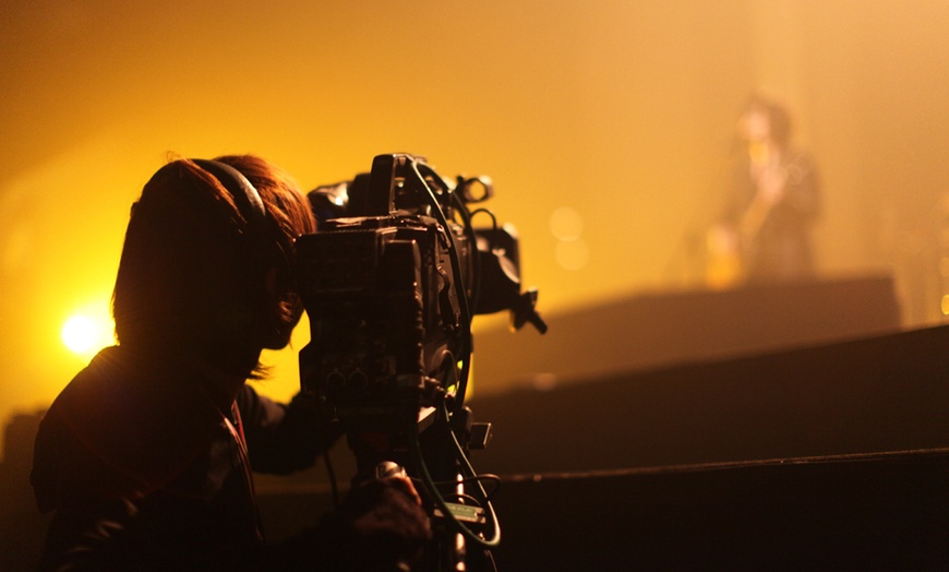 Image 1: Master Event Photography With an Online Course
