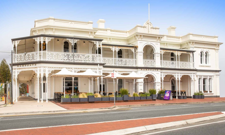 Image 5: Adelaide: Studio with Ocean View or Studio Twin Queen with Breakfast