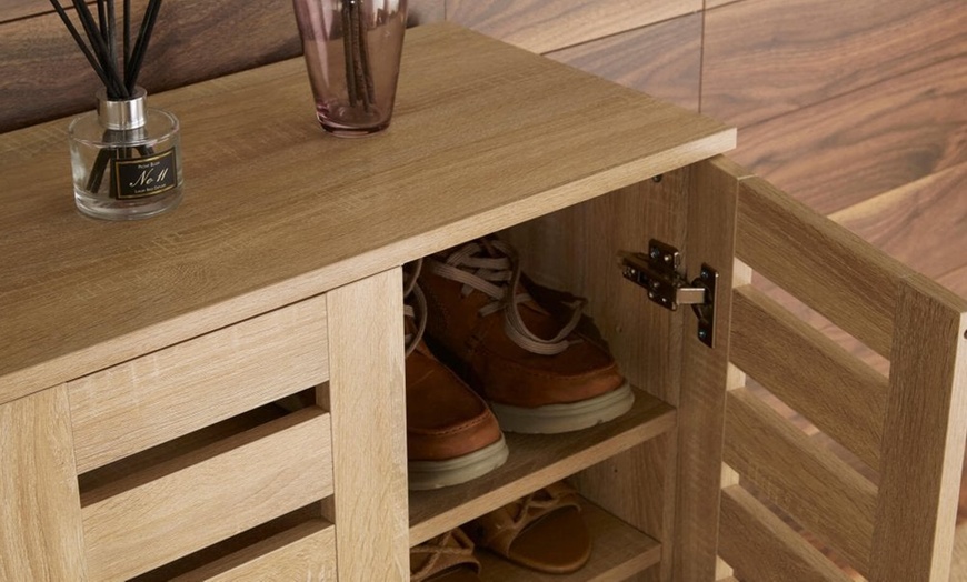 Image 25: Norway Two- or Three-Door Shoe Cabinet