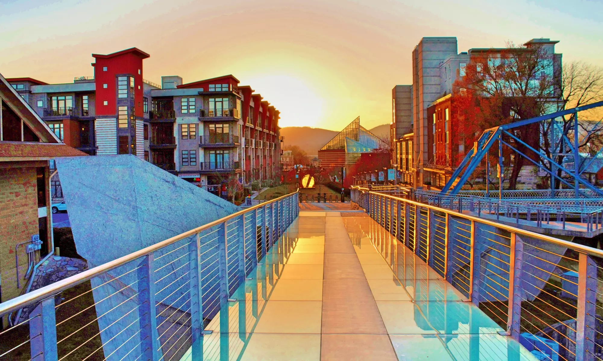 Stay at Chattanooga Stadium Inn in Tennessee, with Dates into November - Primary Image
