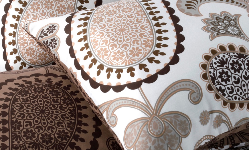 Image 5: Bold Paisley Duvet Cover Sets