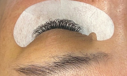 Full Set of Classic Eyelash Extensions - La La Lash