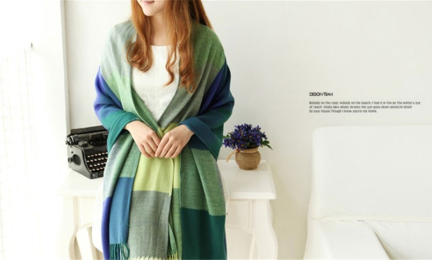 Image 9: Women's Oversized Pashmina Scarf