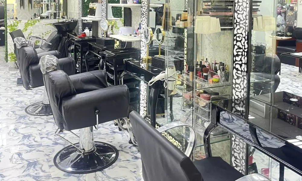 Waxing Services at Beauty And Sense Ladies Salon