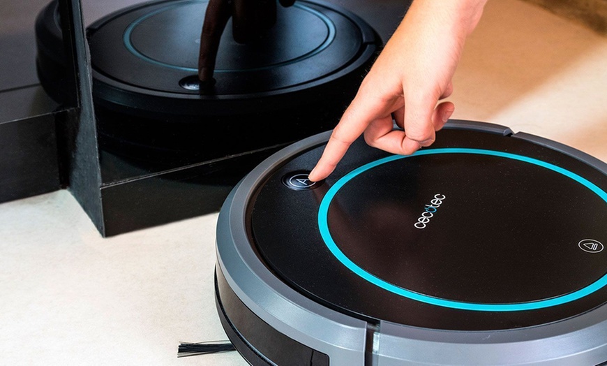 Image 4: Robot Vacuum Cleaner