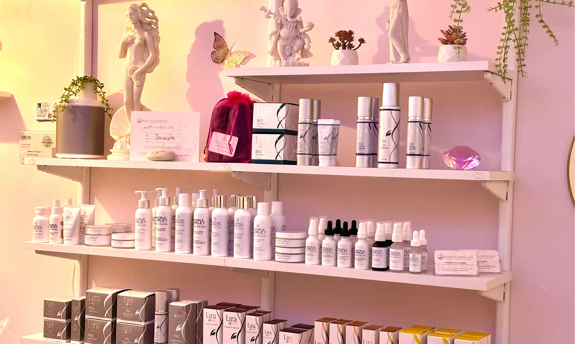 Turn Back Time with 90-Min Anti-Aging Radiance Facial + Lifting Boost!