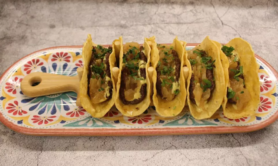 Menú mexicano para 2 o 4 personas con entrantes, principales y bebidas