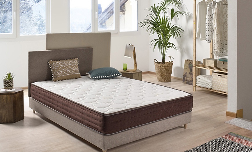 Image 1: Memory Foam Mattress Bamboo Comfort