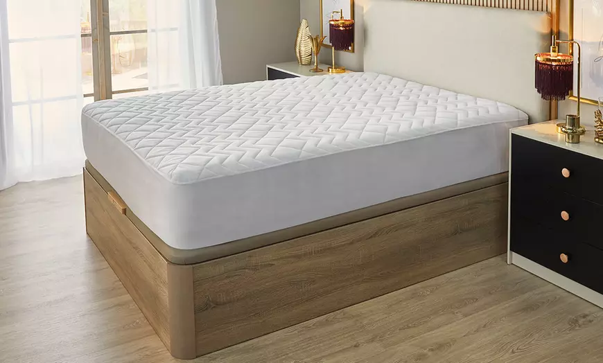Image 1: Cubrecolchón acolchado impermeable de Tencel de Pikolin Home