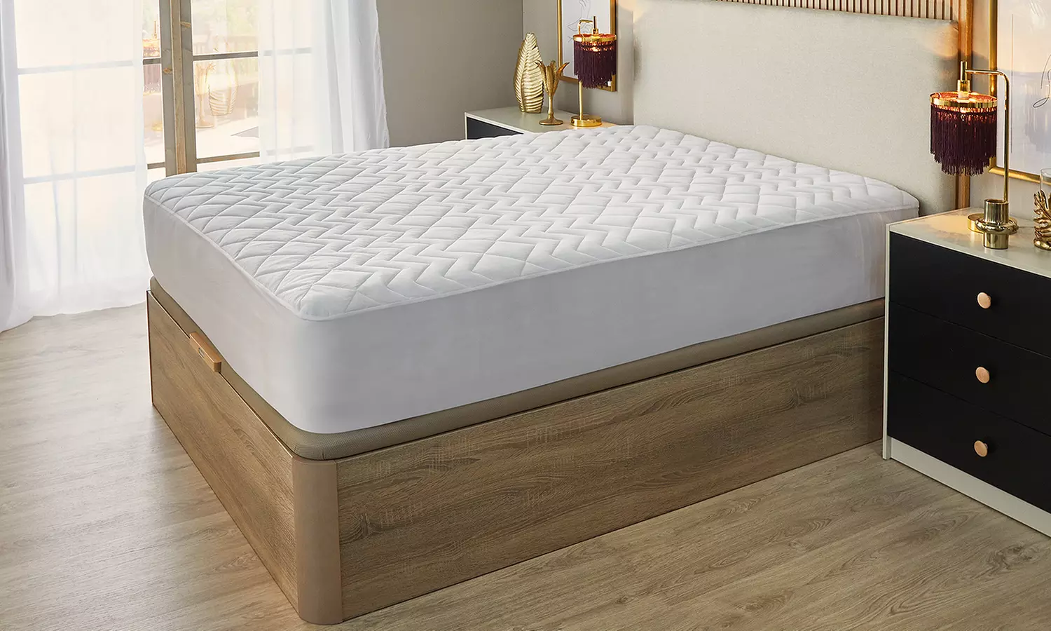 Cubrecolchón acolchado impermeable y termorregulador de Tencel de Pikolin Home - Primary Image