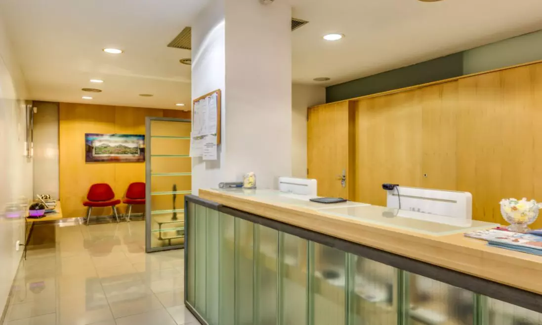 Infiltración de 2 viales de intralipoterapia en Centro Médico Meynde