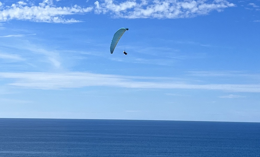 Image 3: Vuelo en parapente con Parapente Factory