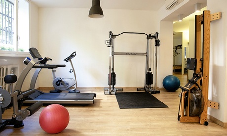 Osteopatia o massaggi decontratturanti o terapeutici con Ivan Maglione presso Fisiologico (sconto fino a 81%)