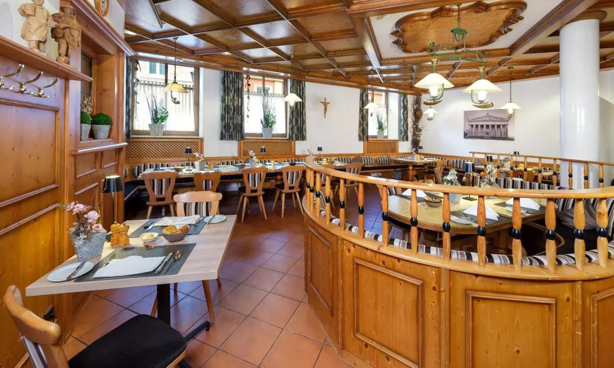 Regensburg: 2-5 Nächte inkl. Frühstück, Dinner und Wellness