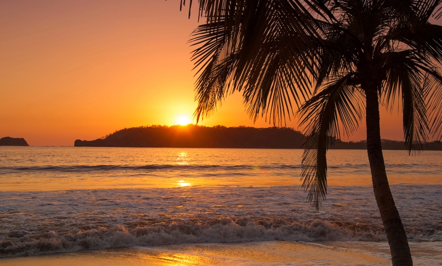 Image 6: ✈ 4-Night Costa Rica Getaway: Chateau Arenal w/ Air & Hotels