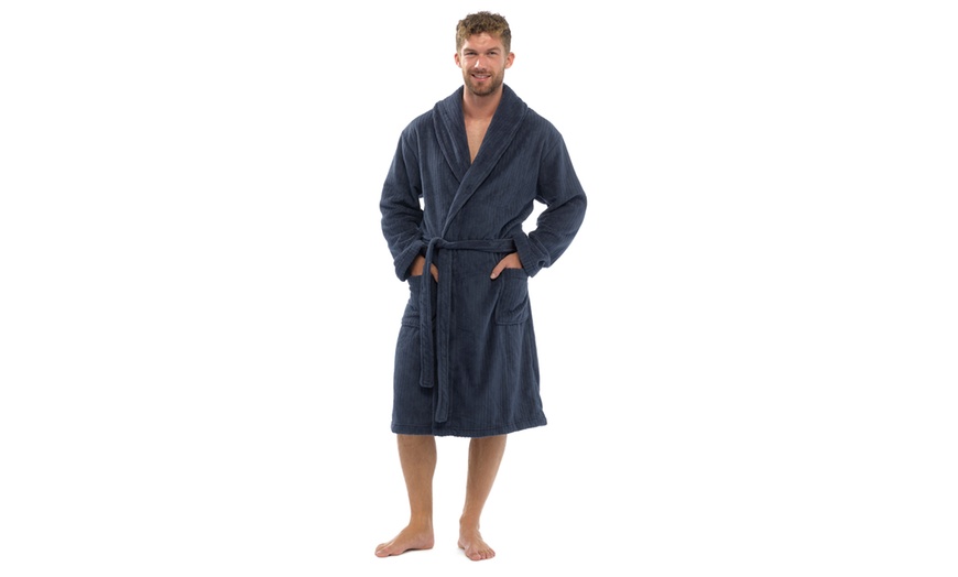 Image 14: Men's Fleece Dressing Gowns