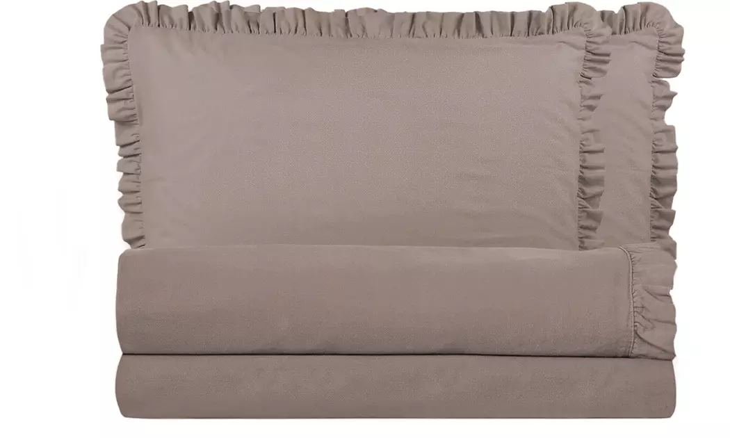 Beddengoedset met ruches voor een tweepersoonsbed
