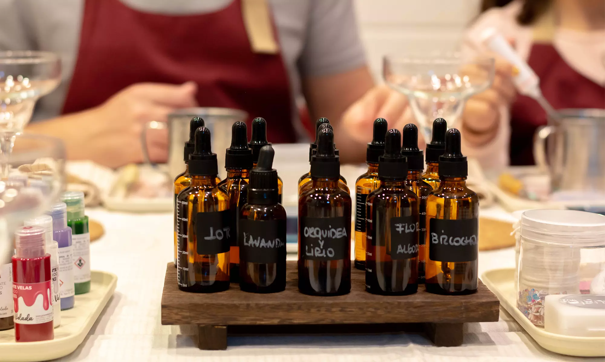 Crea tus propias velas - 2 velas durante 3h con bebida