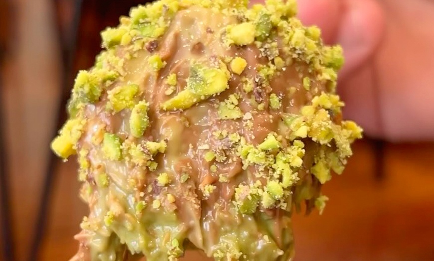 Image 3: Sweet Escape for 1, 2, 4 or 6: 1, 2, 4 or 6 Dubai Strawberry Cups