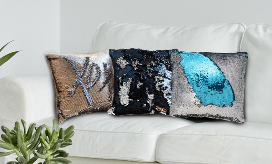 Image 1: Decorative Sequin Pillow Cases